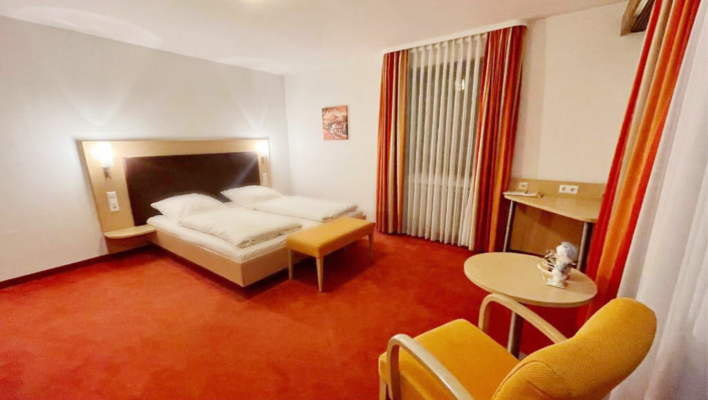 Doppelzimmer-Holtel-Lilton-Stuttgart-1